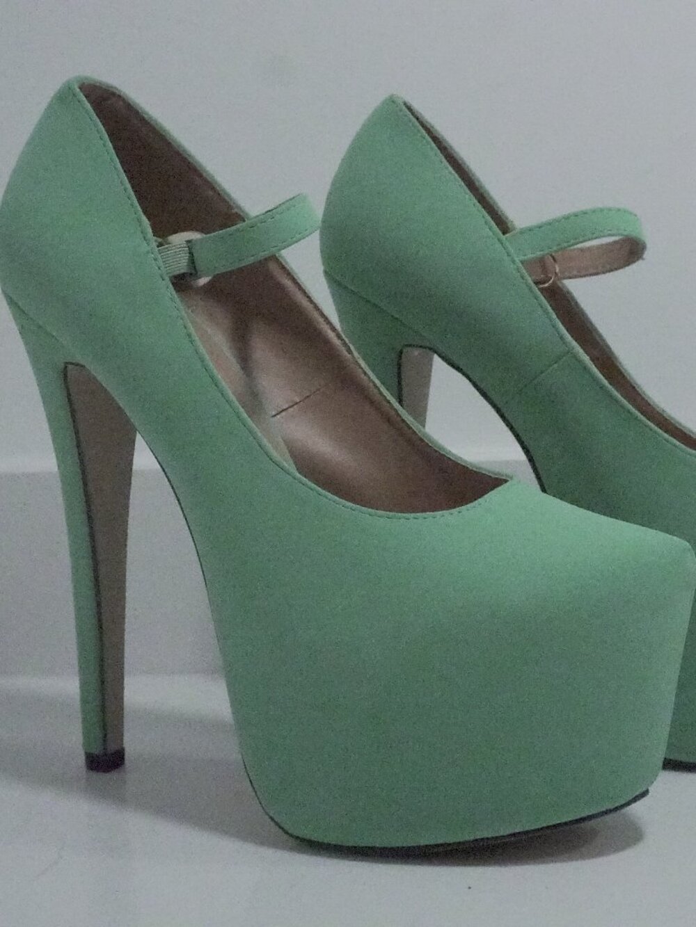 teal heels